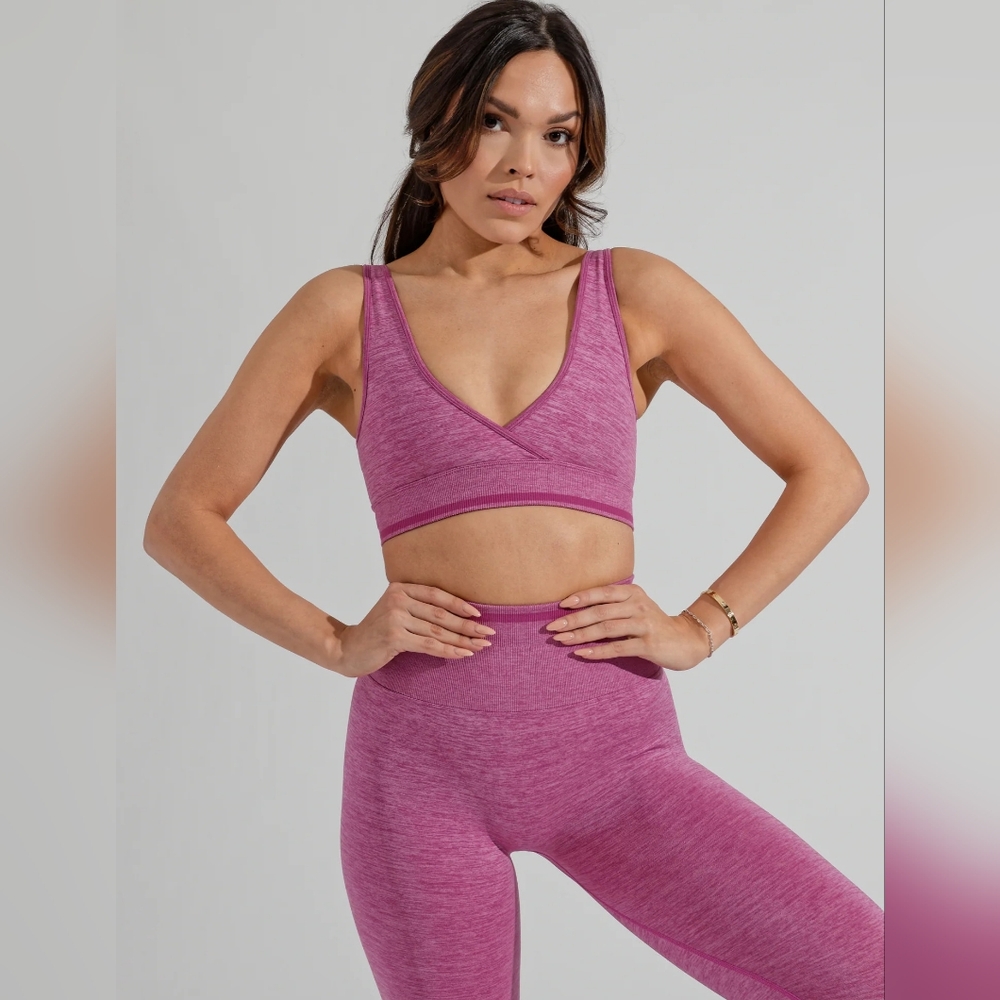 Buffbunny BBL Seamless Reversible Sports Bra - Cake Pop Pink 2XL Cake Collection